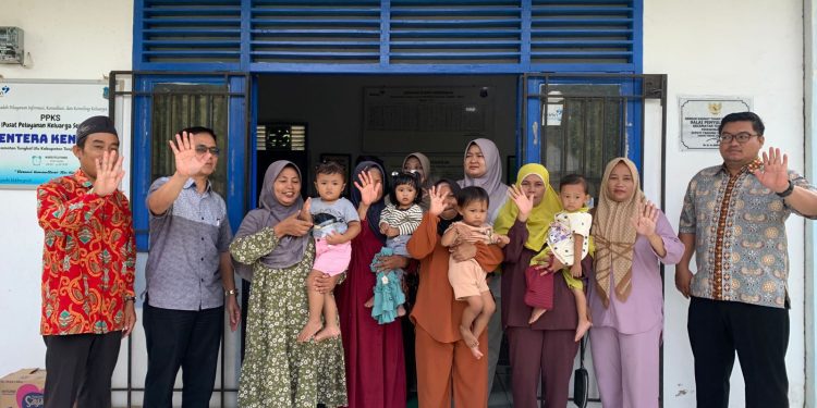 PTPN Regional 4 Serahkan Bantuan Stunting Tahap Tiga di Tanjab Barat