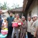 Wabup Jun Mahir Serahkan Bantuan Korban Kebakaran Rumah di Desa Tanjung Katung