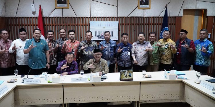 Bupati Muaro Jambi, Bambang Bayu Suseno,Temui Menteri Pendidikan Dasar dan Menengah (Mendikdasmen) Republik Indonesia