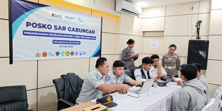 Jasa Raharja Perkuat Komitmen Pelayanan dan Koordinasi Antarinstansi Saat Tinjau Lokasi Evakuasi KM Tunu Pratama Jaya