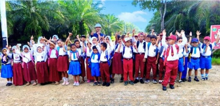 Dari Masa ke Masa Fasilitas Pendidikan di PalmCo Jadi Tempat Tumbuh Anak Karyawan dan Warga Sekitar