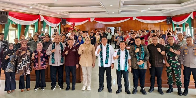 Sinergi Pusat dan Daerah, Wamentrans Dorong Pemda Aktif Kembangkan Kawasan Transmigrasi