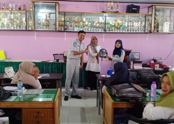 PT Jasa Raharja Gelar Program Pengajar Peduli Keselamatan Lalu Lintas di SMA Negeri 1 Muara Bungo