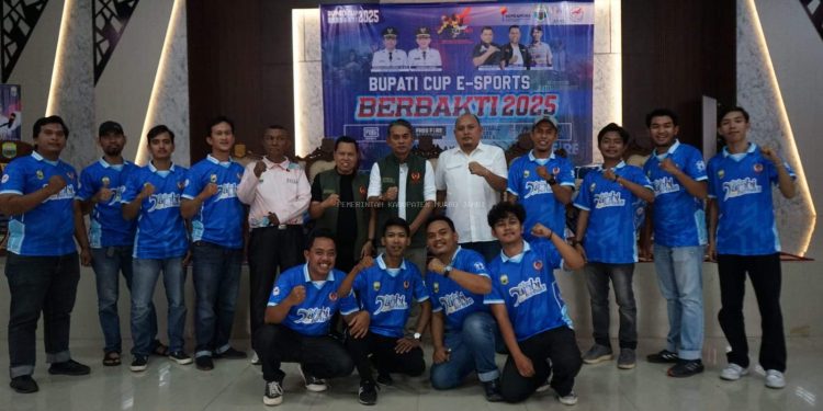 Wakil Bupati Muaro Jambi Junaidi H. Mahir Hadiri Pembukaan Kejuaraan Bupati Cup E-Sport Berbakti 2025