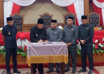 DPRD Muaro Jambi Gelar Paripurna Pendapat Akhir Fraksi-Fraksi DPRD Terhadap Rancangan Peraturan Daerah (Ranperda)