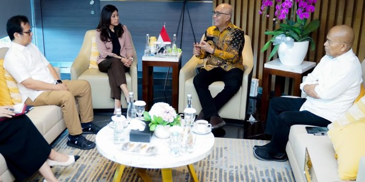 Meutya Hafid Sambut Kunjungan Ketua PWI Terpilih, Ahmad Munir Beserta Rombongan di Kantor Kementrian KOMDIGI