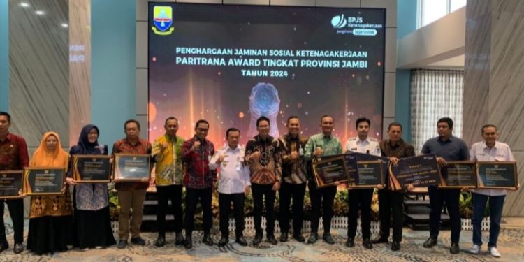 PTPN IV Regional 4 Jambi-Sumbar Raih Paritrana Award 2025 dari BPJS Ketenagakerjaan