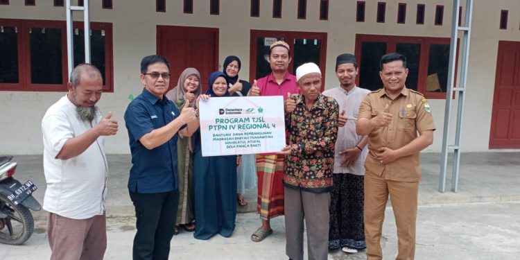 PTPN Regional 4 Bangun Ruang Kelas Madrasah